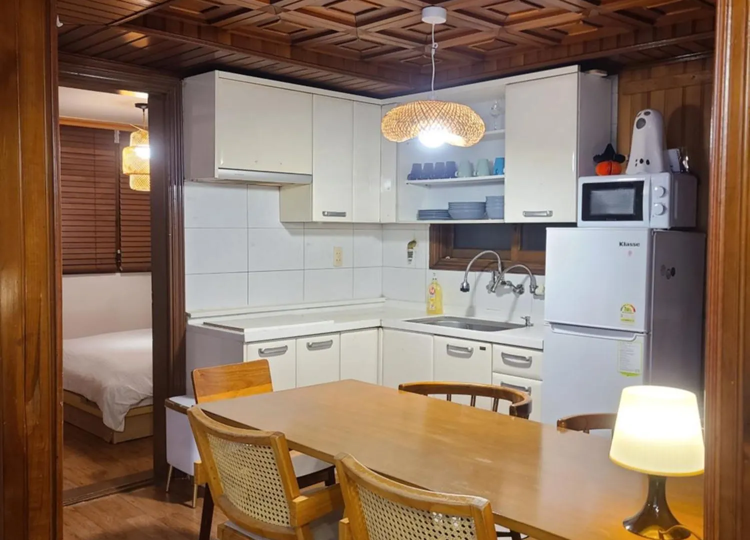 アパート ソウル特別市Wood House Hongik Univ 6 Double Bedsアパートメント